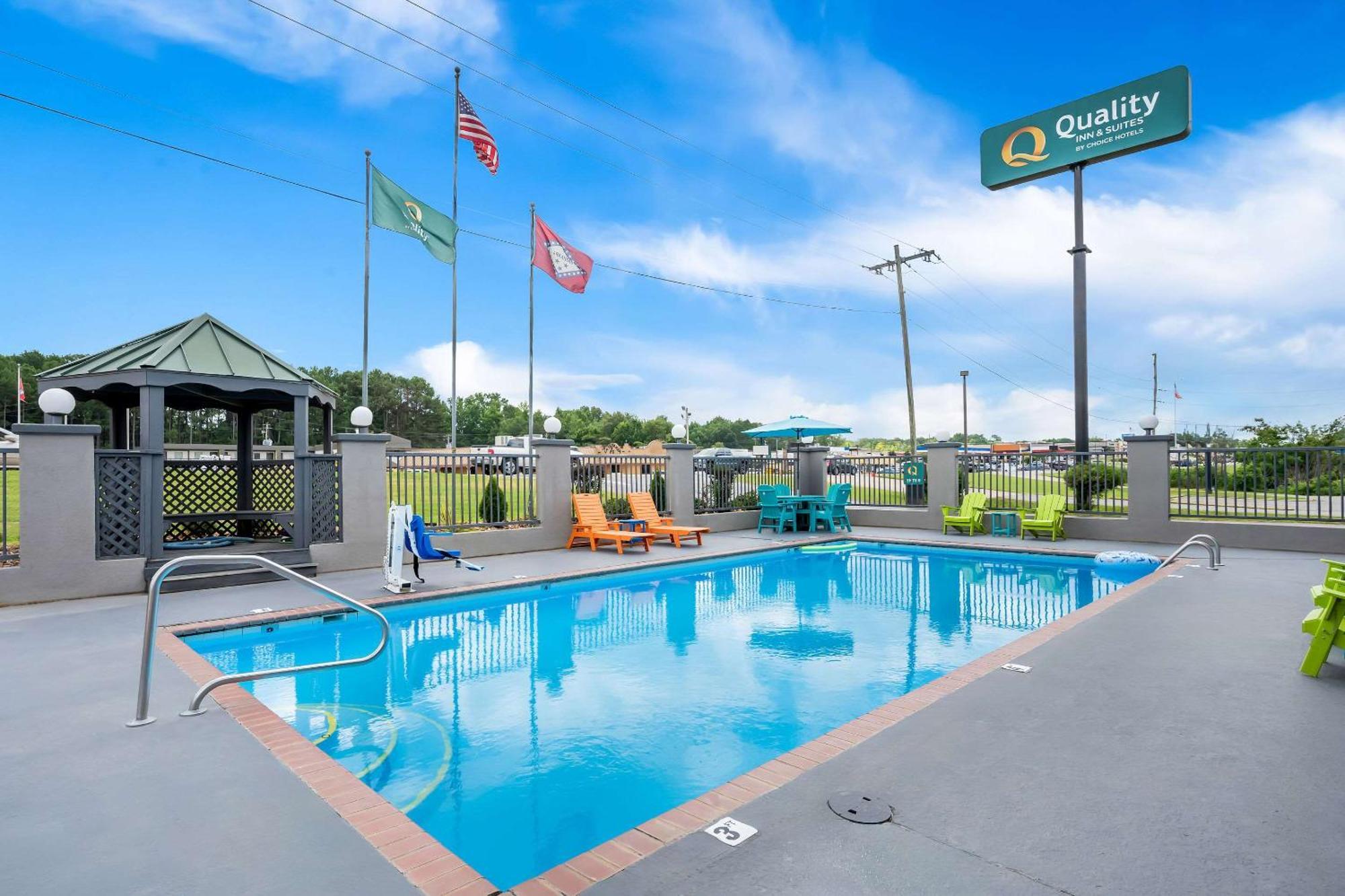 Quality Inn & Suites Monticello Exteriér fotografie